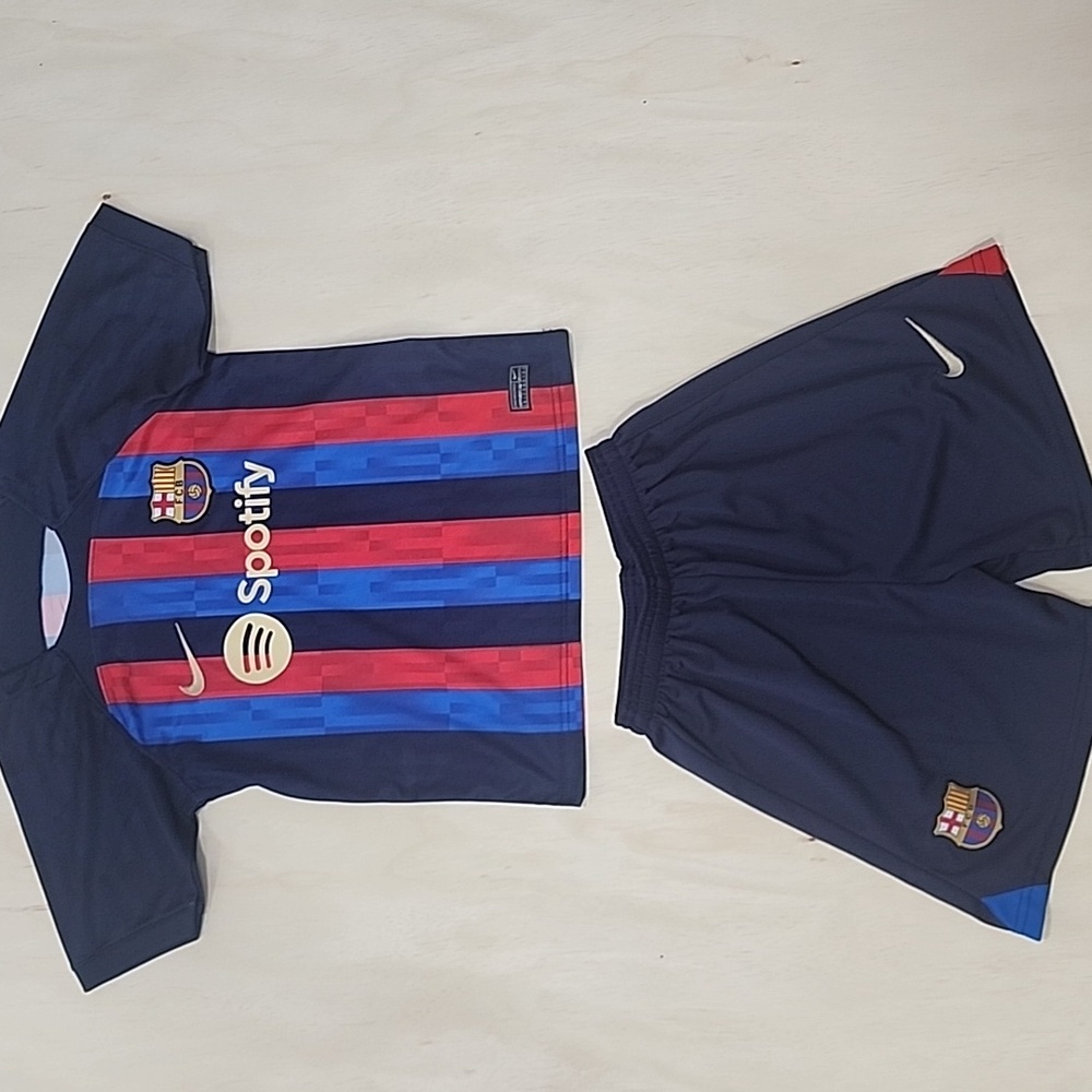Nike Kids Barcelona Jersey Set